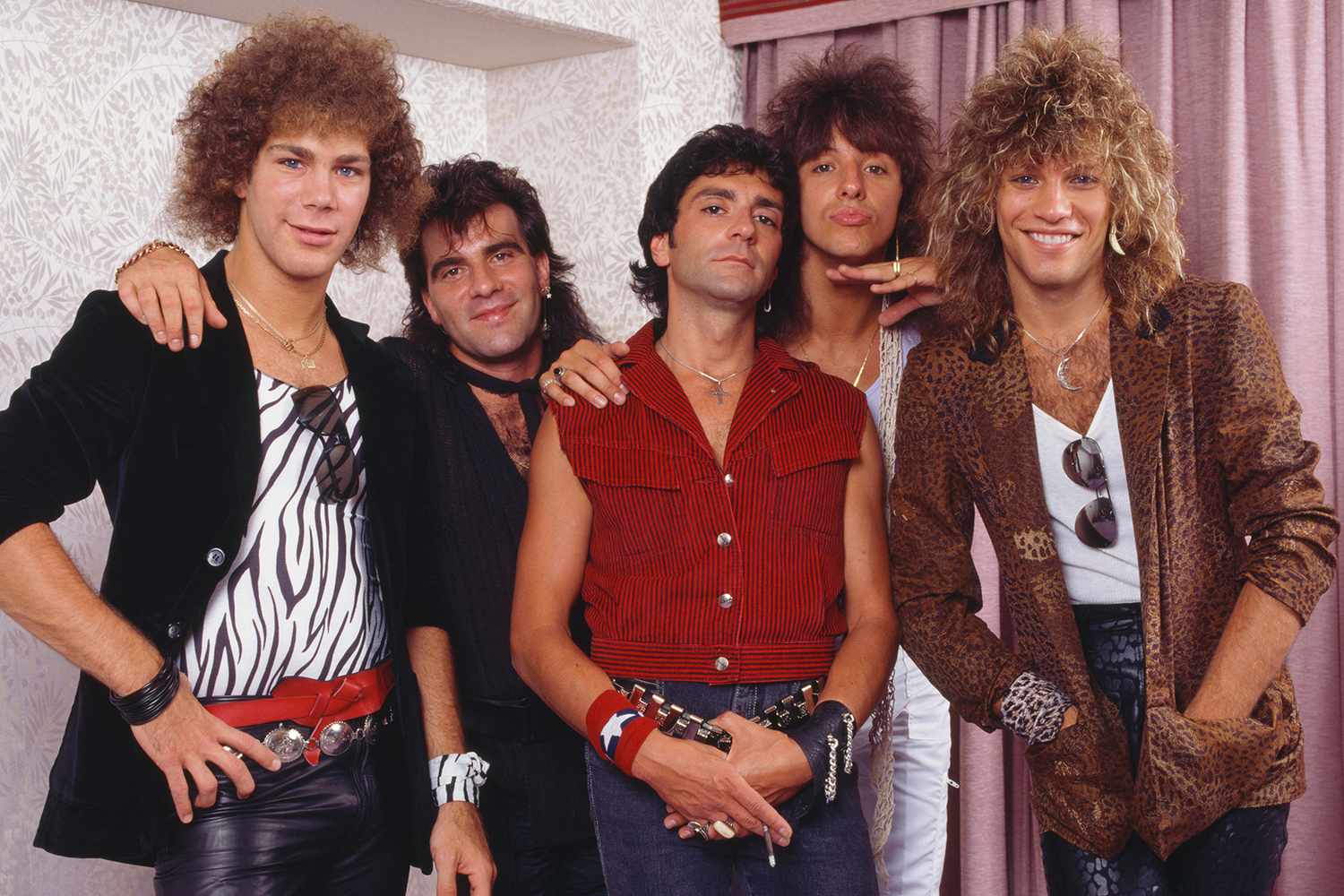 Bon Jovi, Band Asal Sayreville dengan lagu terkenalnya "Livin’ on a Prayer"